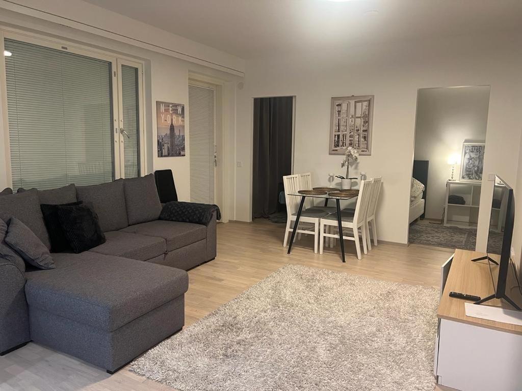 Modern City Apartment With Sauna Nearby The Airport Vantaa Eksteriør billede